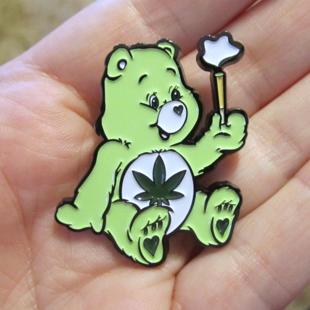 Stoner Bear Pin Care Weed Stoned - Hard Enamel